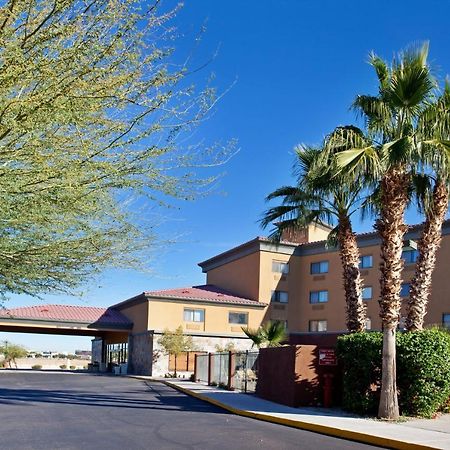 Holiday Inn Express & Suites Phoenix/Chandler Exterior foto